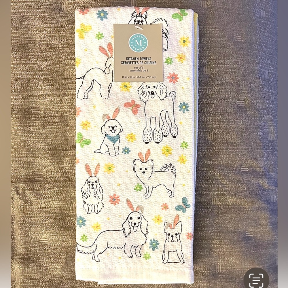 Martha Stewart 3 Pc Easter Kitchen Towels Dogs With Bunny Ears NWT - Picture 4 of 5